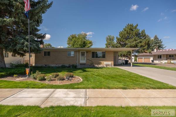 220 N Milton Avenue, Shelley, ID 83274