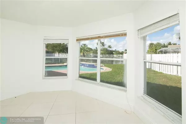 Sunrise, FL 33325,13141 NW 8th Ct