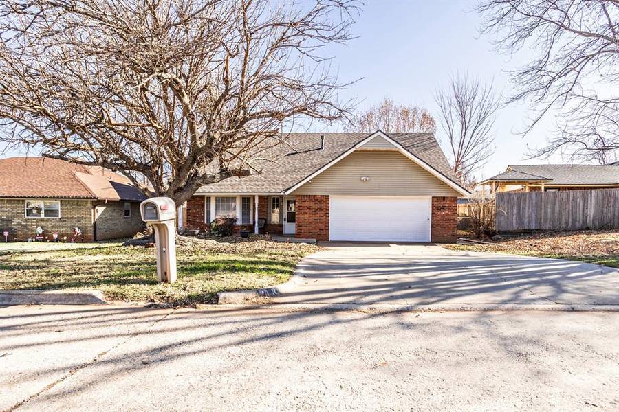 3 Tawana Drive, Shawnee, OK 74804