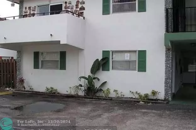 214 SW 1st St  #I-4, Pompano Beach, FL 33060