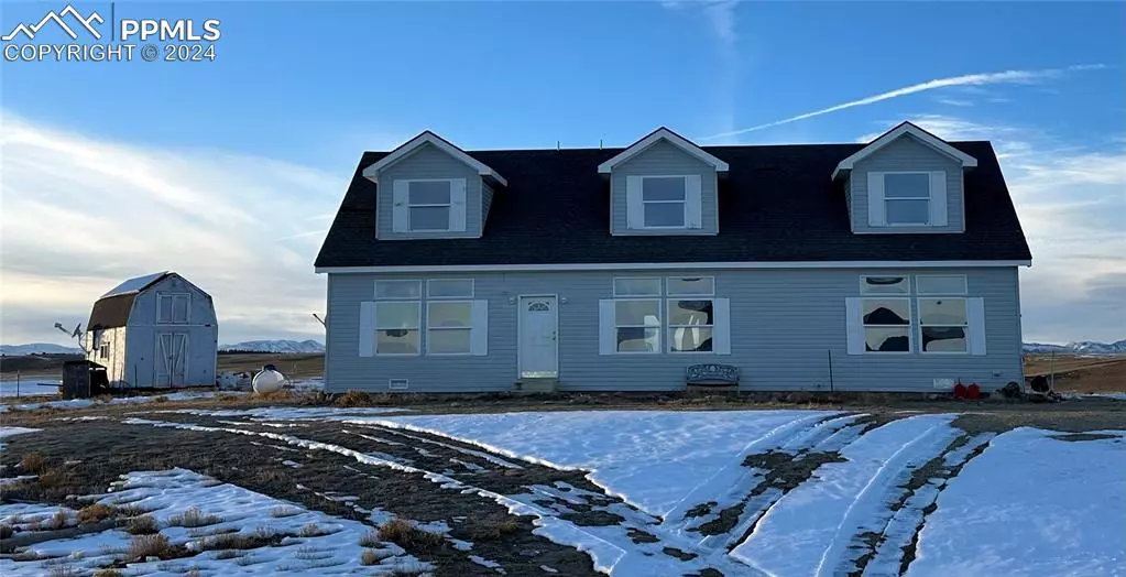 Hartsel, CO 80449,635 Badger LN