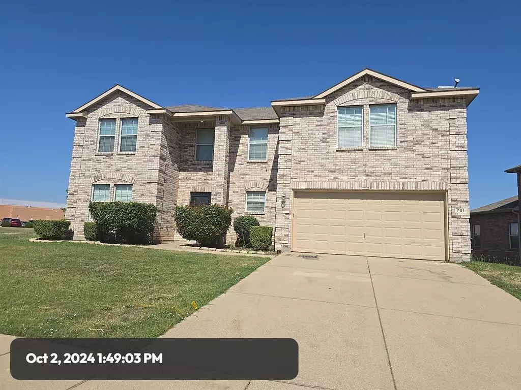 Crowley, TX 76036,701 S Heights