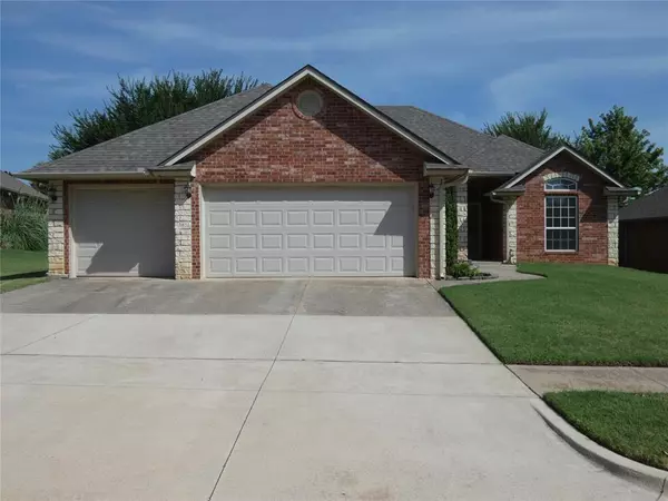 2201 Wheaton Drive, Norman, OK 73071