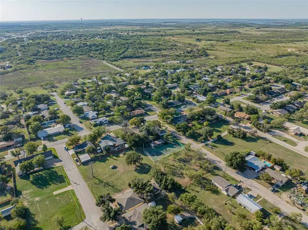 Breckenridge, TX 76424,1467 W Lindsey Street