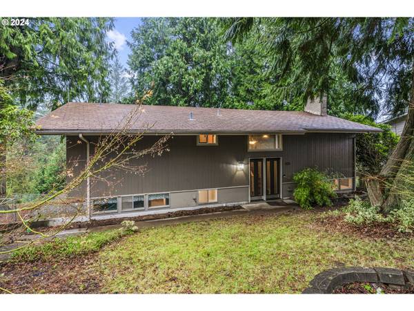 929 LONE OAK RD, Longview, WA 98632