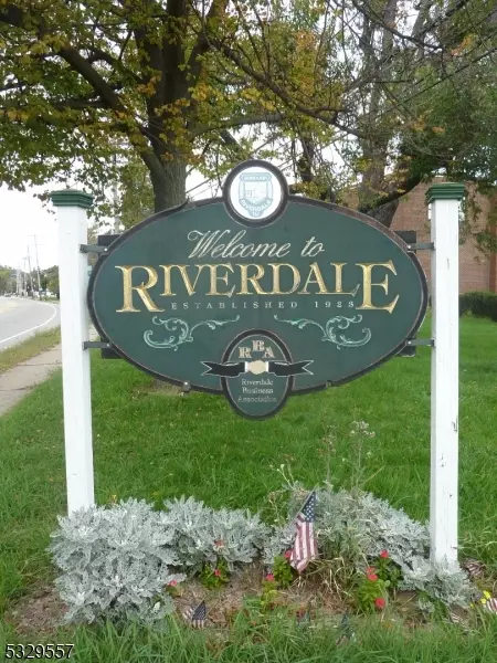 Riverdale Boro, NJ 07457,33 Greenwich St