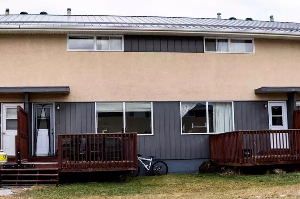 126 Hardisty AVE #23, Hinton, AB T7V 1B6