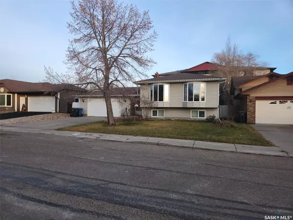 North Battleford, SK S9A 3X8,2506 Cardinal CRESCENT