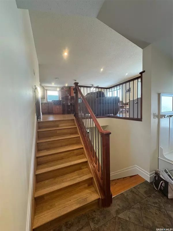 North Battleford, SK S9A 3X8,2506 Cardinal CRESCENT