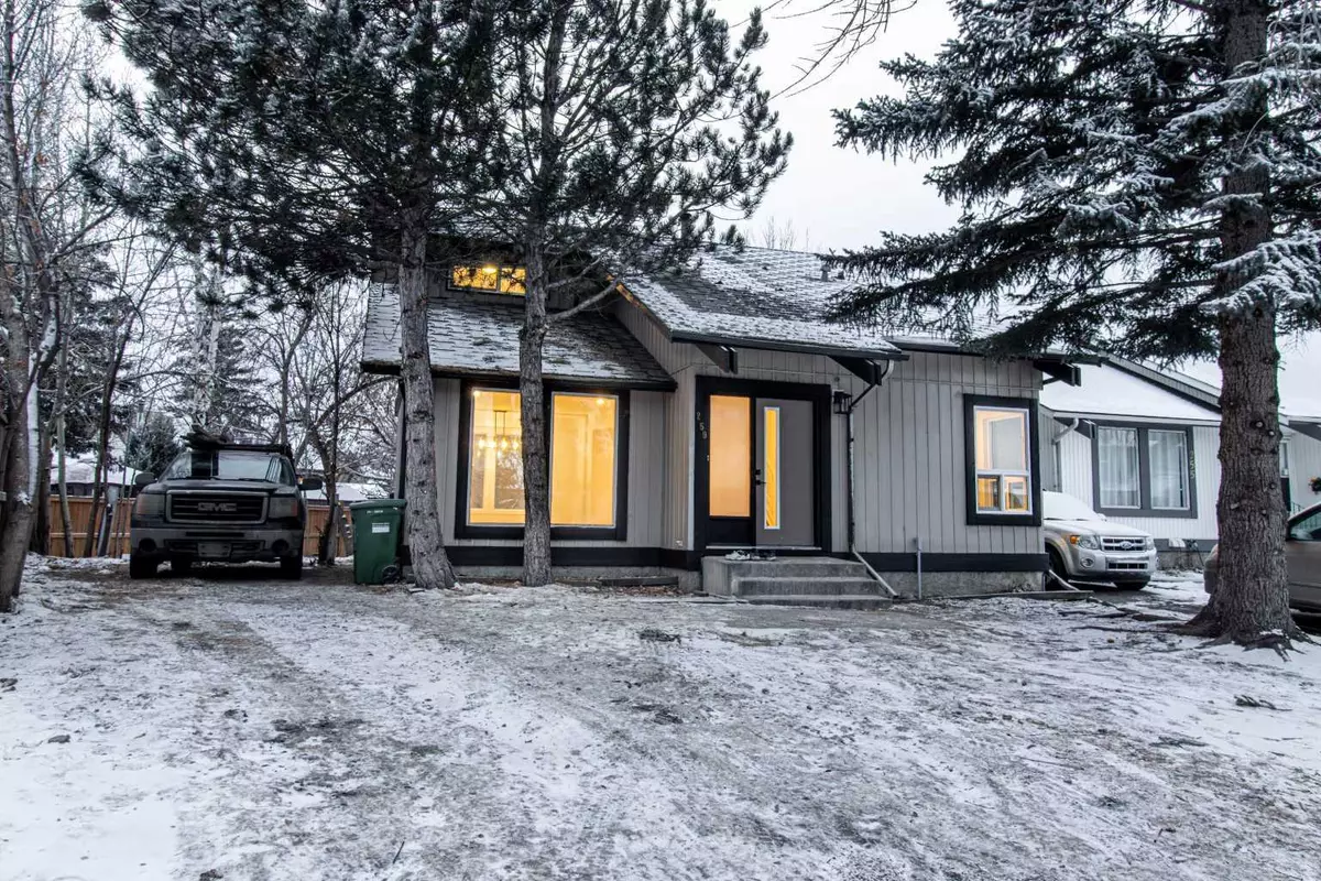 Calgary, AB T1Y 3G5,259 Whitehill PL Northeast