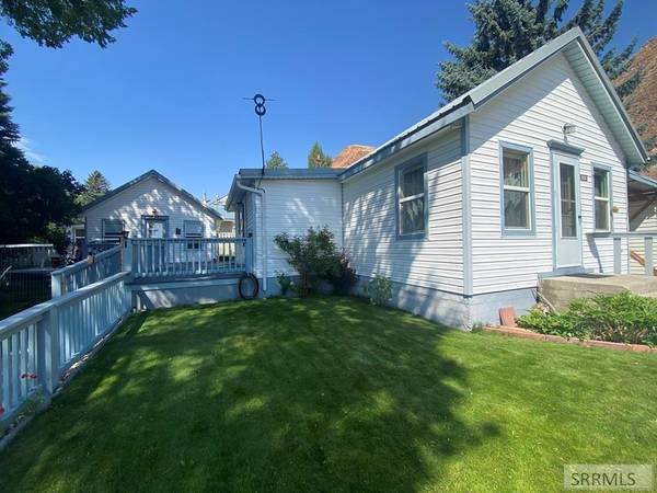 212 N 4th Street, Challis, ID 83226