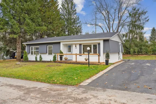 Innisfil, ON L9S 1M9,13 Cherrywood LN