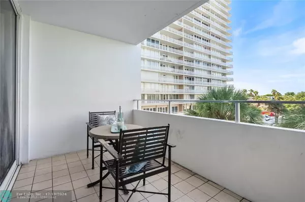 Fort Lauderdale, FL 33308,4040 Galt Ocean Dr  #303