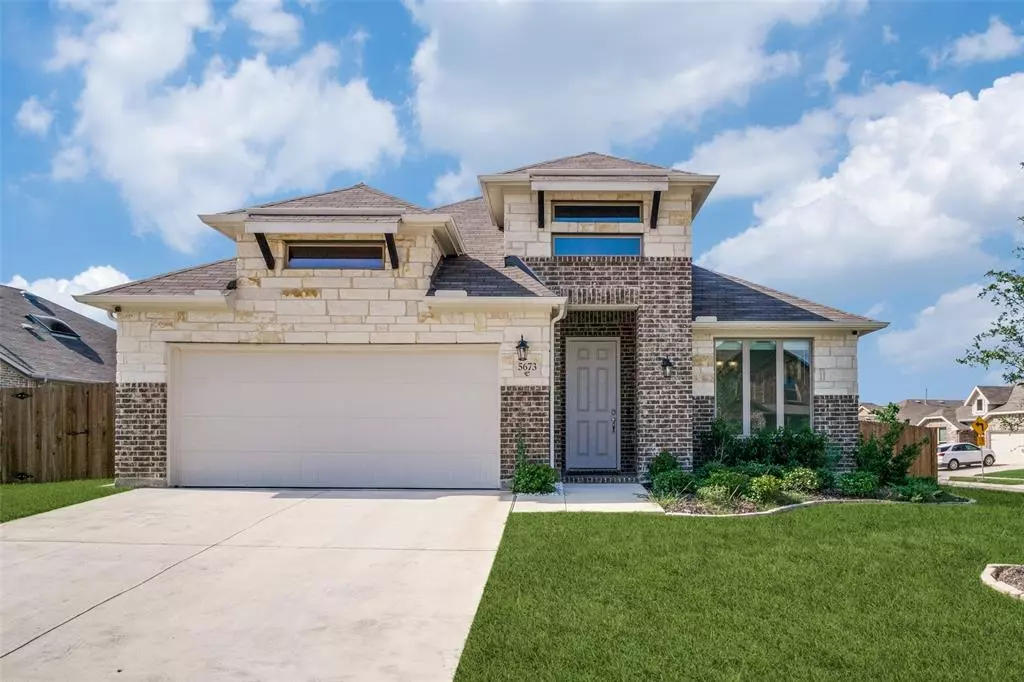 Fort Worth, TX 76179,5673 Salt Springs Drive