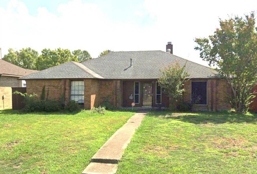 716 Retriever Lane, Mesquite, TX 75150