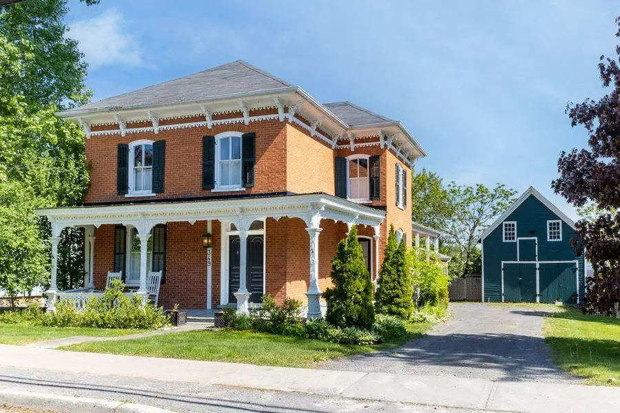 349 Bloomfield Main ST, Prince Edward County, ON K0K 1G0