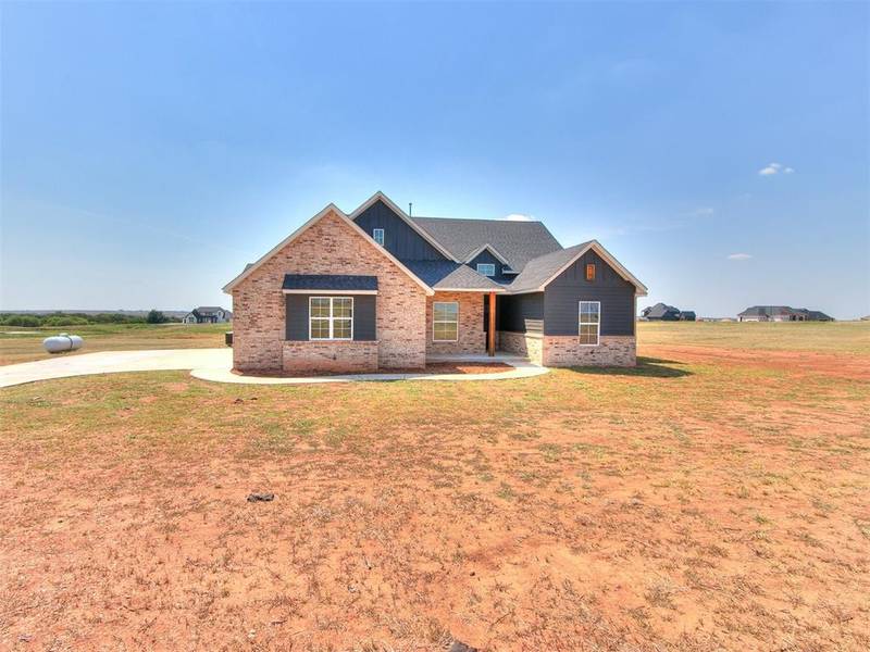 4253 Hawthorne Street, Piedmont, OK 73078