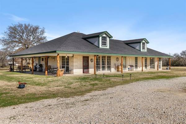 Paradise, TX 76073,820 County Road 3592