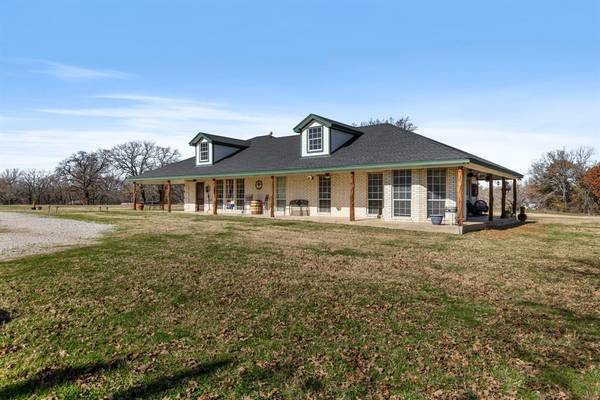 Paradise, TX 76073,820 County Road 3592