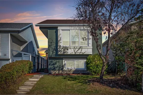 36 Falmere WAY Northeast, Calgary, AB T3J 2Z1