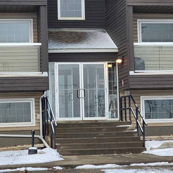 Peace River, AB T8S1H1,9005 99 ST #102