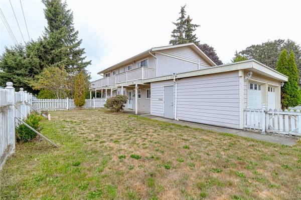 726A Kelly Rd,  Colwood,  BC V9B 2A9