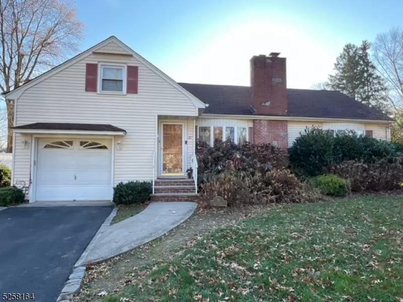 21 Thomas Dr, Clark Twp., NJ 07066