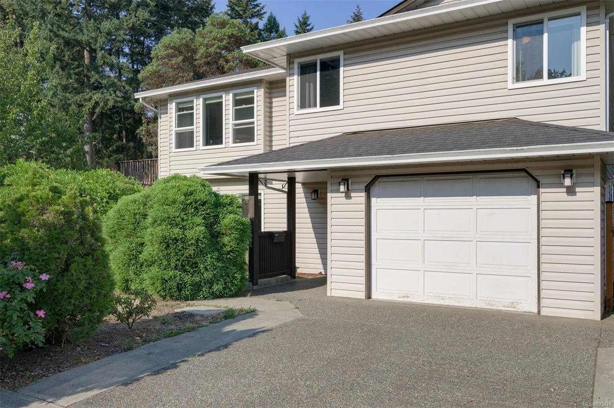 Colwood, BC V9B 5S7,2962 Gladeson Lane