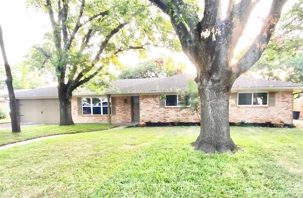 425 Cranbrook Drive,  Woodway,  TX 76712