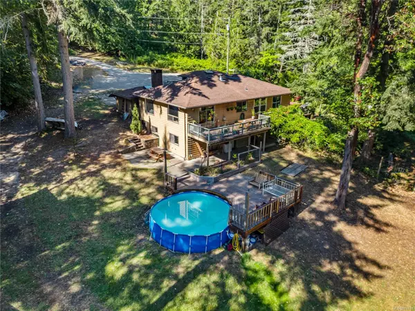 199 Broadwell Rd, Salt Spring, BC V8K 1H3