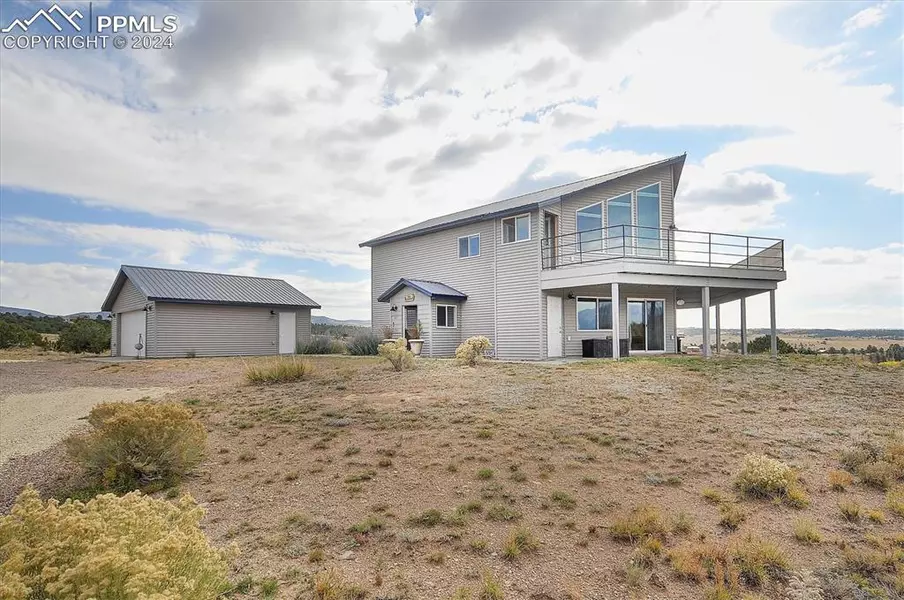 136 Arapaho CIR, Westcliffe, CO 81252