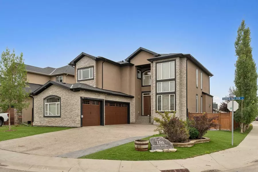 156 Rainbow Falls GLN, Chestermere, AB T1X 0S5