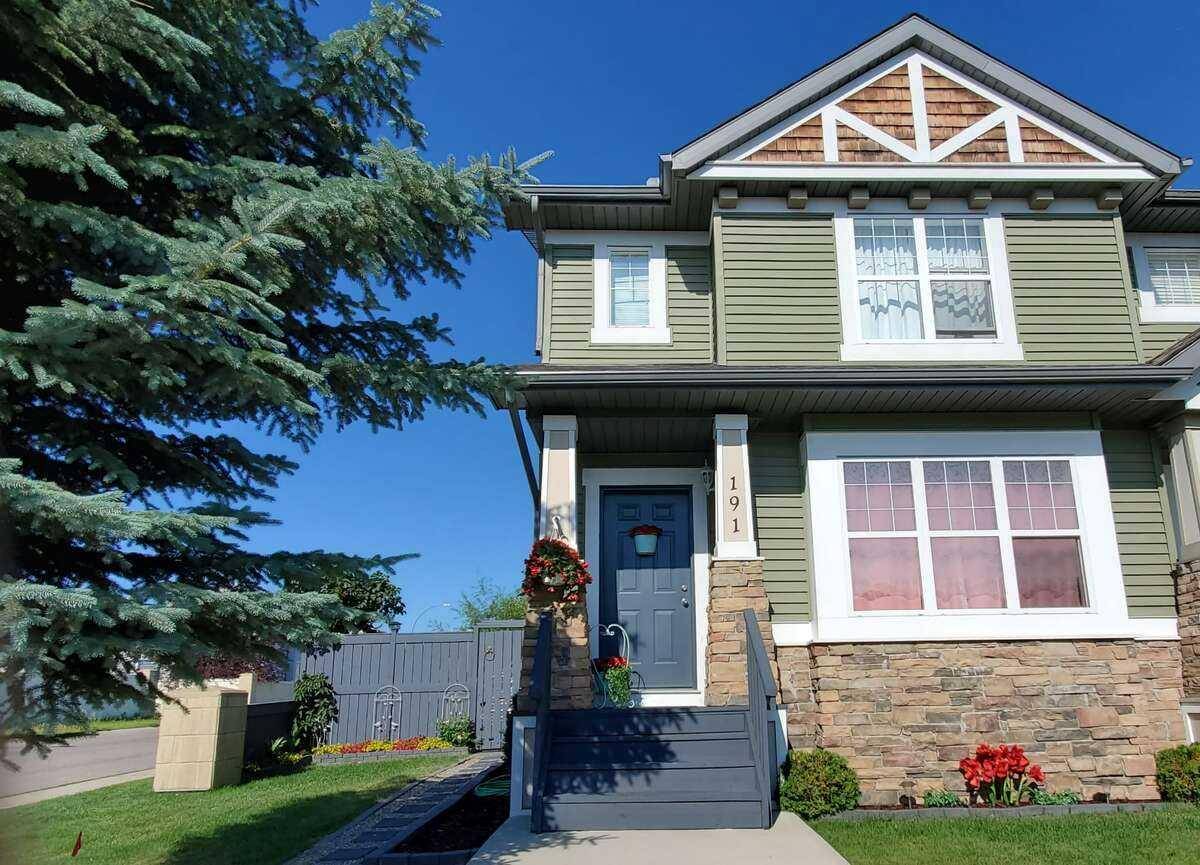 Calgary, AB T2Y 4R1,191 Everstone DR Southwest