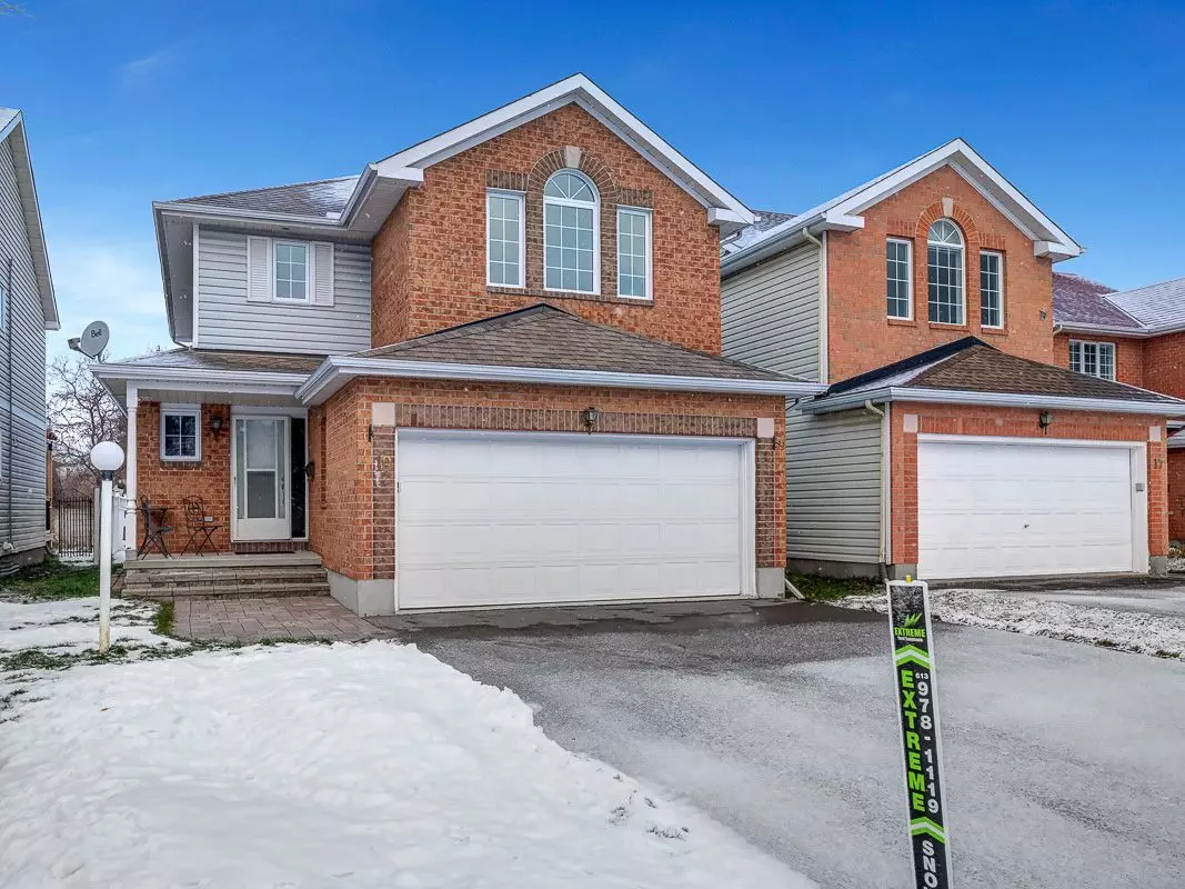 Barrhaven, ON K2J 4C3,19 Armagh WAY