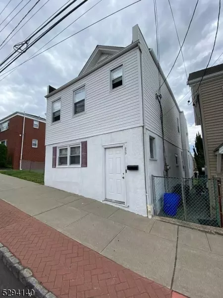 Carlstadt Boro, NJ 07072,439 Hackensack St