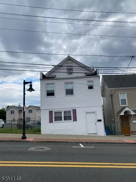 Carlstadt Boro, NJ 07072,439 Hackensack St