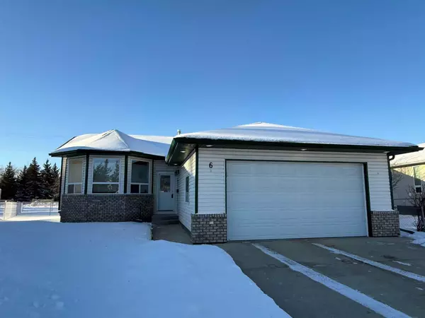 6 Regency Court, Lacombe, AB T4L 2H5