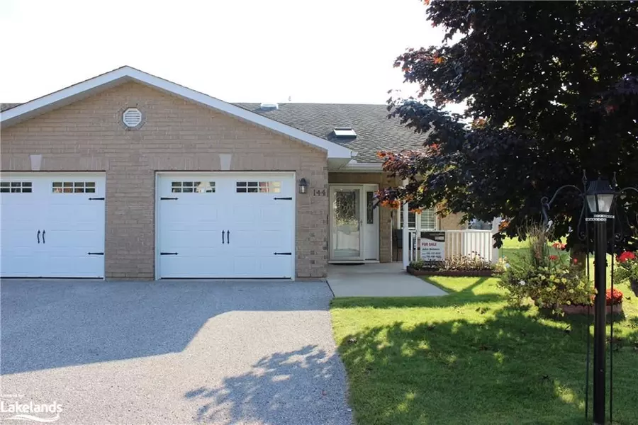 144 MEADOW LN, Wasaga Beach, ON L9Z 0A4