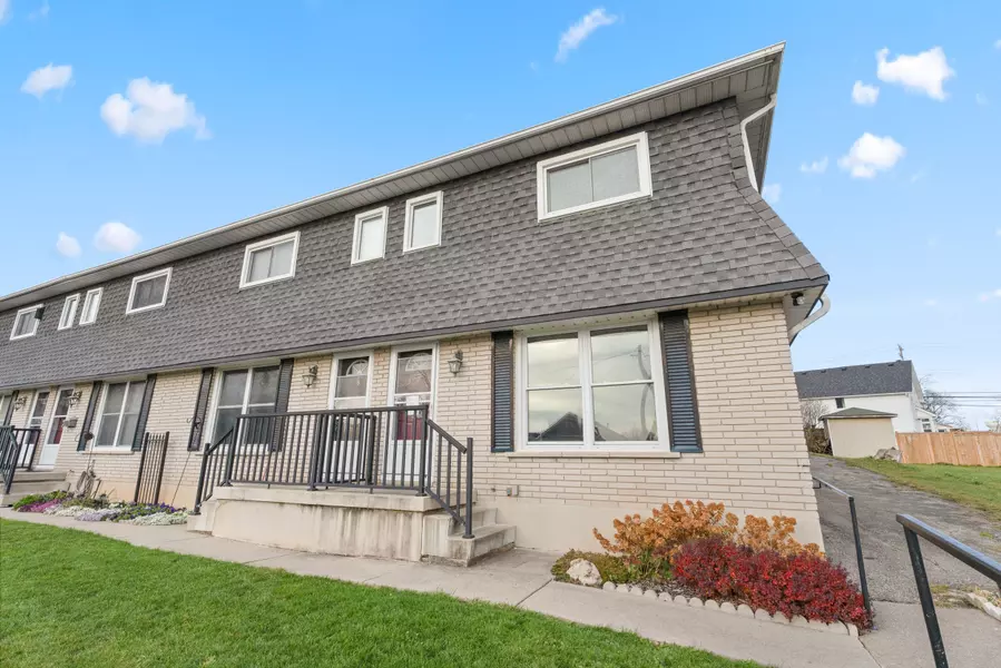 156 ST. CATHARINES ST #7, West Lincoln, ON L0R 2A0