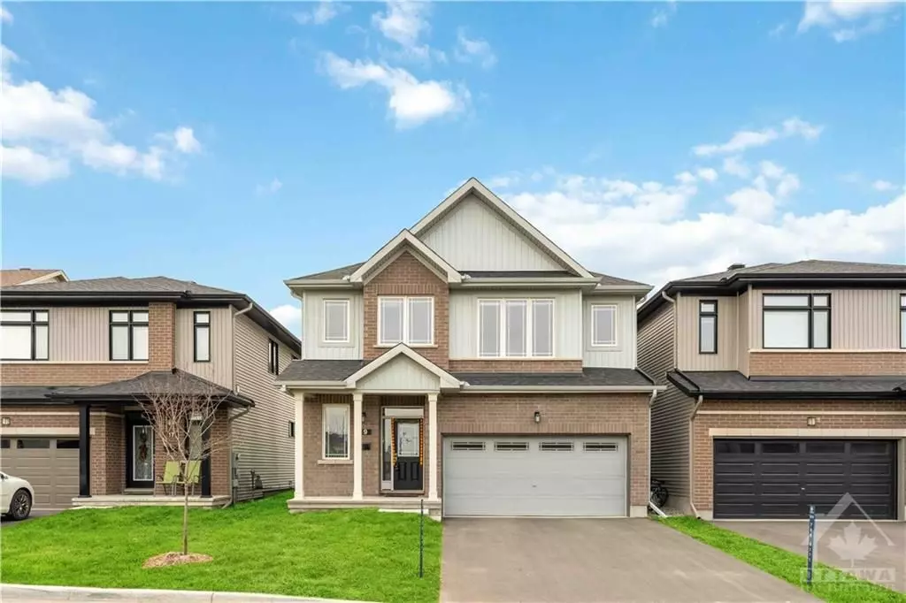 Barrhaven, ON K2J 3V5,19 TOLCHACO CT