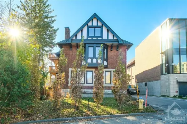 4 RANGE RD, Lower Town - Sandy Hill, ON K1N 6R4