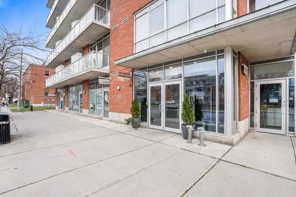 Lower Town - Sandy Hill, ON K1N 1J6,180 York ST #404