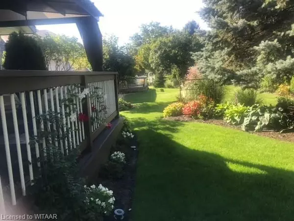 Tillsonburg, ON N4G 5T2,9 BRASHER DR