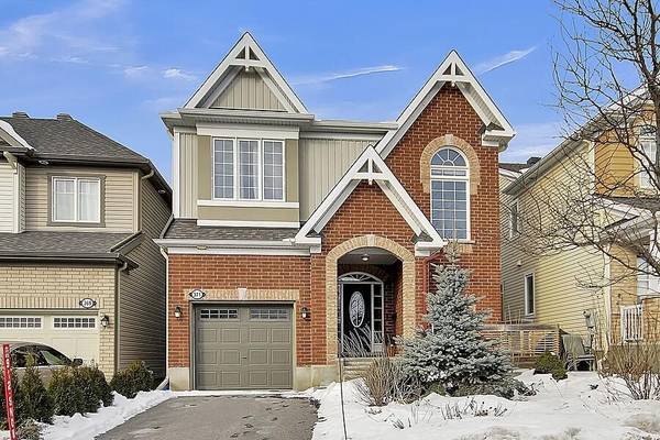 371 Meadowbreeze DR, Kanata, ON K2M 0K3