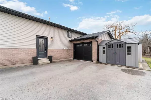 Fort Erie, ON L2A 5V9,367 BRIGHTON AVE