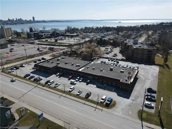 Fort Erie, ON L2A 1M7,224 GARRISON RD #7