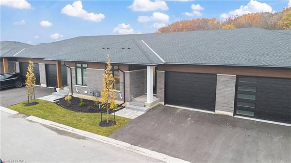 300 RICHMOND ST #2, Thorold, ON L2V 5B9