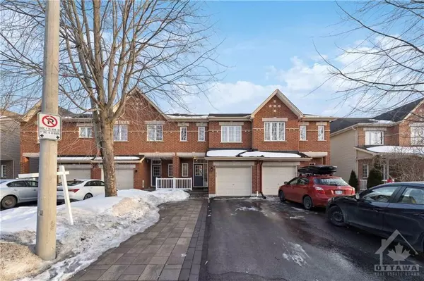 246 TANDALEE CRES, Kanata, ON K2M 0A1