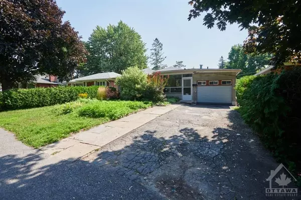 157 ANNA AVE, Carlington - Central Park, ON K1Z 7V1