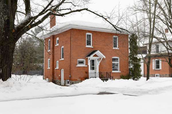 57 McMurray ST, Bracebridge, ON P1L 2A1